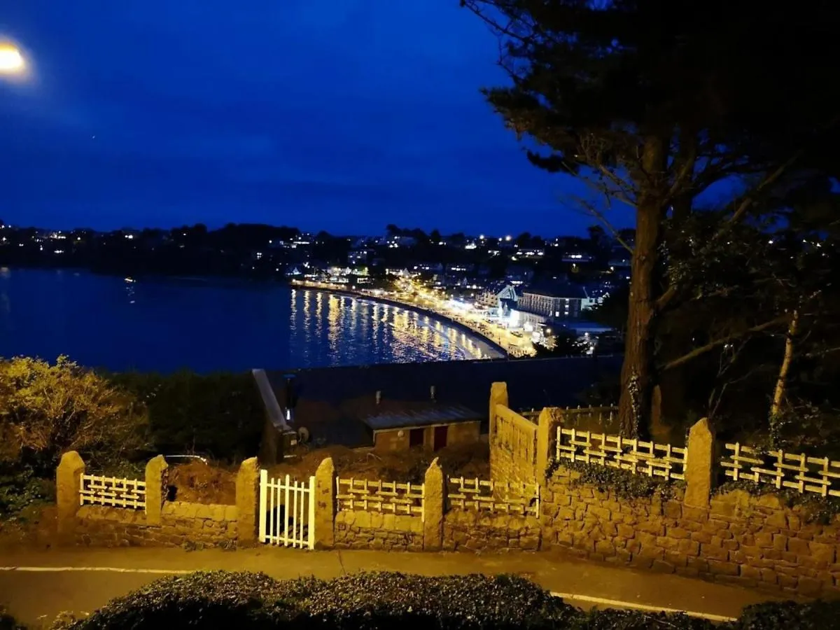 Charmante Maison Bretonne Avec Jardin Clos, Parking, Wifi, A 900M De La Plage - Tregastel - Fr-1-542-35