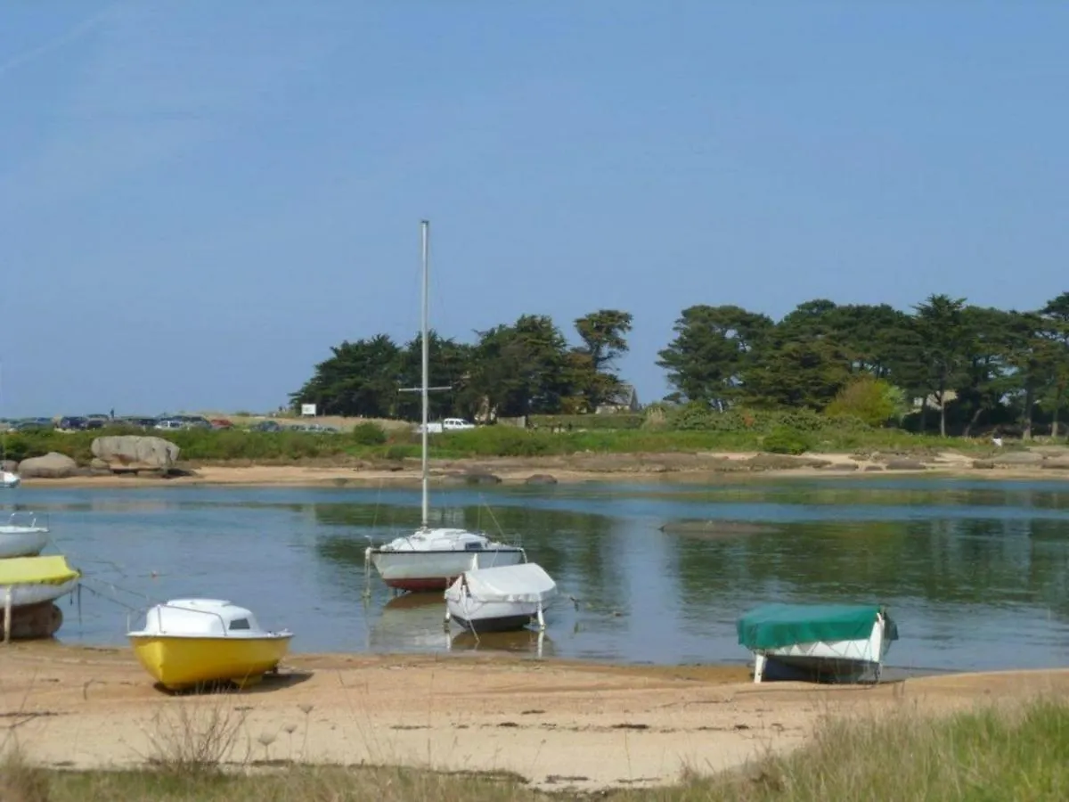 Holiday home Charmante Maison Bretonne Avec Jardin Clos, Parking, Wifi, A 900M De La Plage - Tregastel - Fr-1-542-35