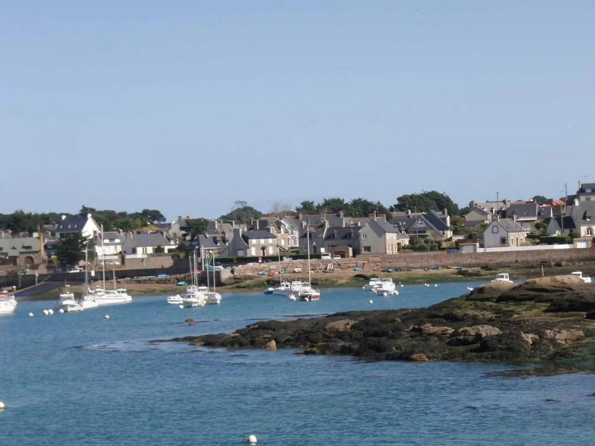 Charmante Maison Bretonne Avec Jardin Clos, Parking, Wifi, A 900M De La Plage - Tregastel - Fr-1-542-35 0*,
